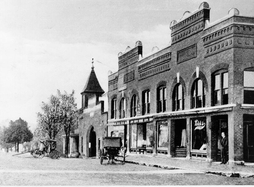 eastmain2.jpg (111700 bytes)