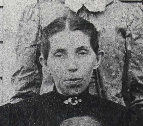 Belle (Garrett) Tackett (1854-1916), d/o Andrew Garrett & Debra Benton