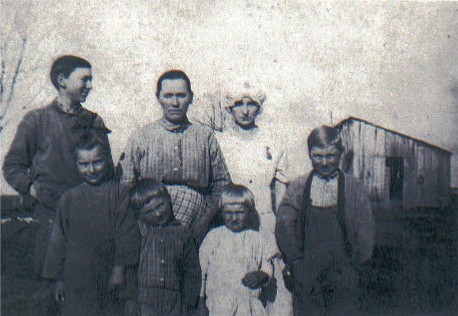Mary E. (Barnes) Kindred, sister of Anna Delitha (Barnes) Patrick and children: Back row from left Earl, Mary and Flora. Front row is Beulah, Brown, Lena and Cuthbert Kindred.