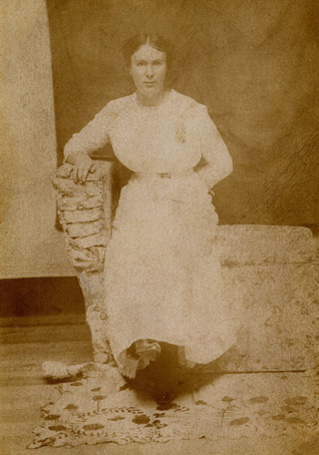 Dora Mansfield, d/o John Nelson & Elizabeth (Sutton) Mansfield