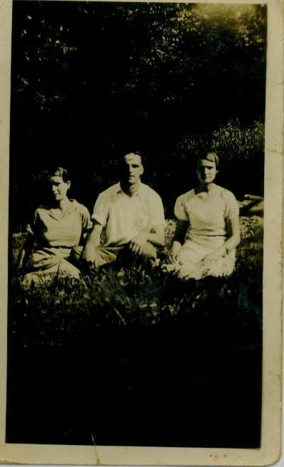 Stella (McIntosh) Puckett, George Puckett, and George's sister Madge Puckett