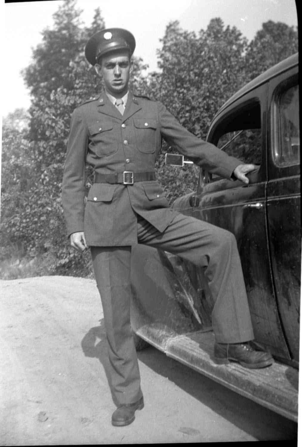 Charles Newton, s/o Decatur and Lucy (Warner) Newton. This was during WW II. He was recipent of two Purple Heart Awards.