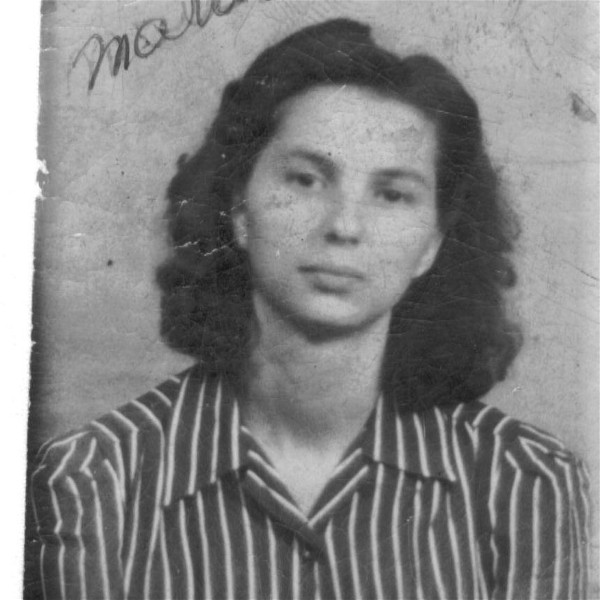 Mavis Trent Patrick, daughter of the John and Anna Delitha (Barnes) Patrick and sister to Lloyd Patrick