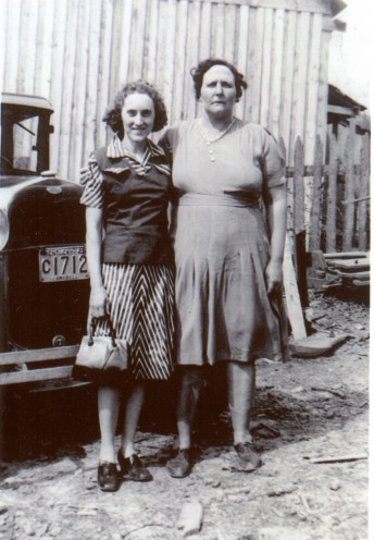 Bessie (Watson) Smith, Bertie (Lee) Smith