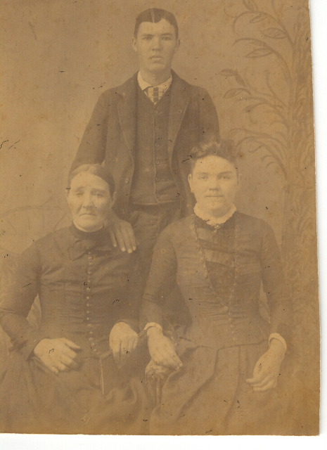 David Tipton, (mother) Rebecca Abney Tipton, & Rhoda Tipton