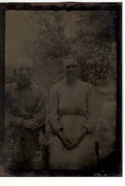John J. Tipton & Rebecca (Abney) Tipton