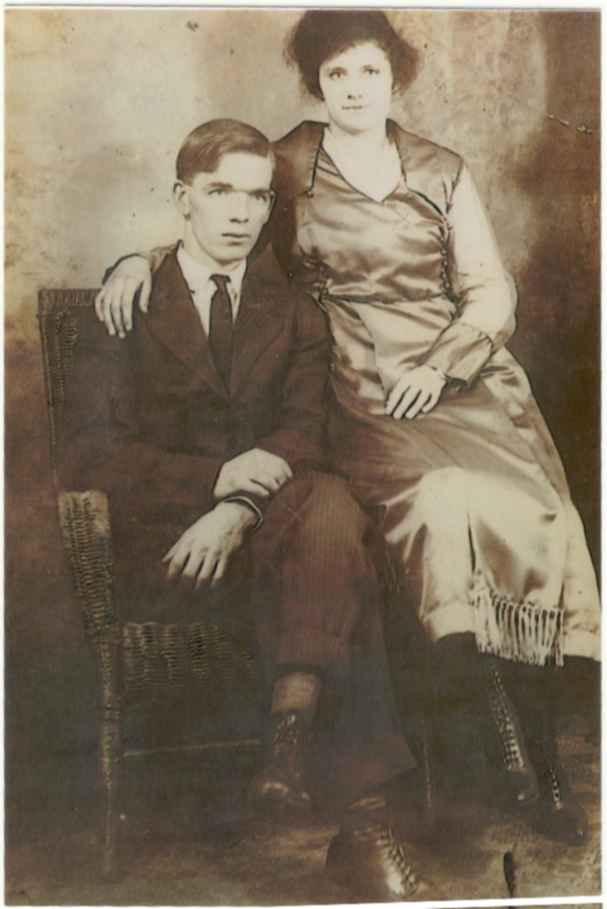 Peter & Lona (McIntosh) Woosley