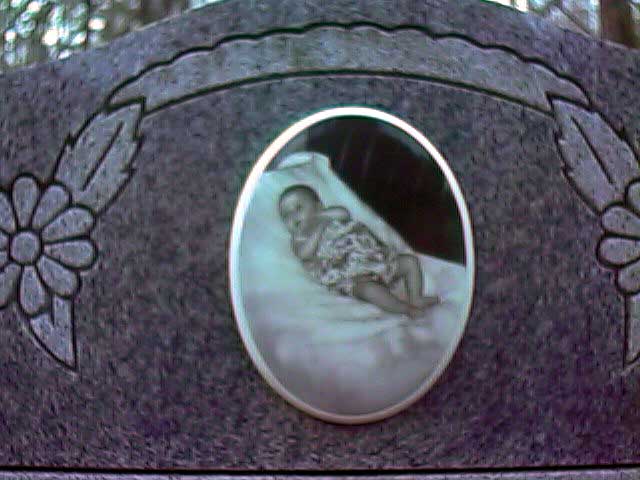 melanie-lyn-newsome-hsp.jpg (36639 bytes)