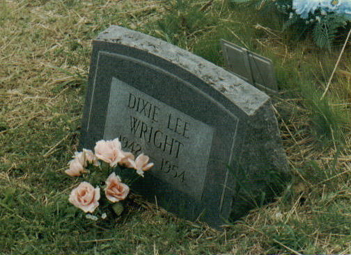 DixieLeeWright_Oldfield.jpg