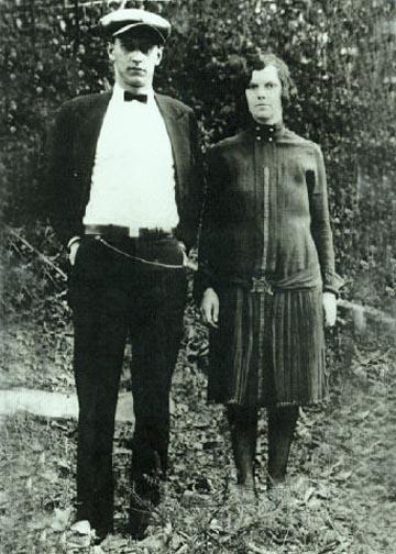 {Roscoe and Nettie Combs Helton}