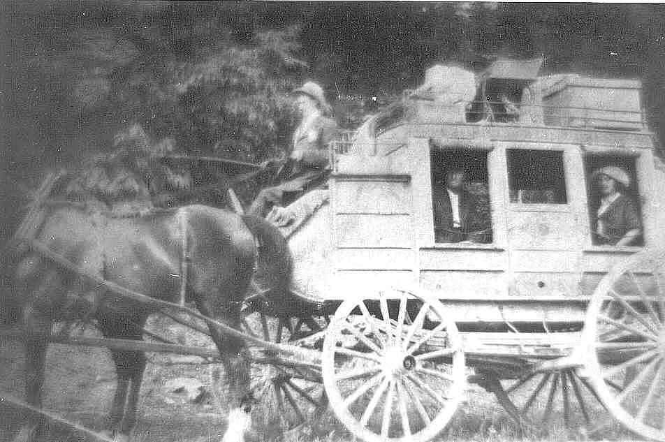 Monticello-Burnside Stage Coach
