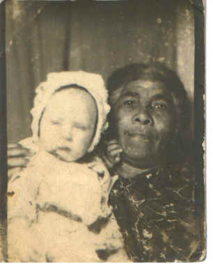 Photograph of Ellen Higgins Lewis, Wolfe County midwife